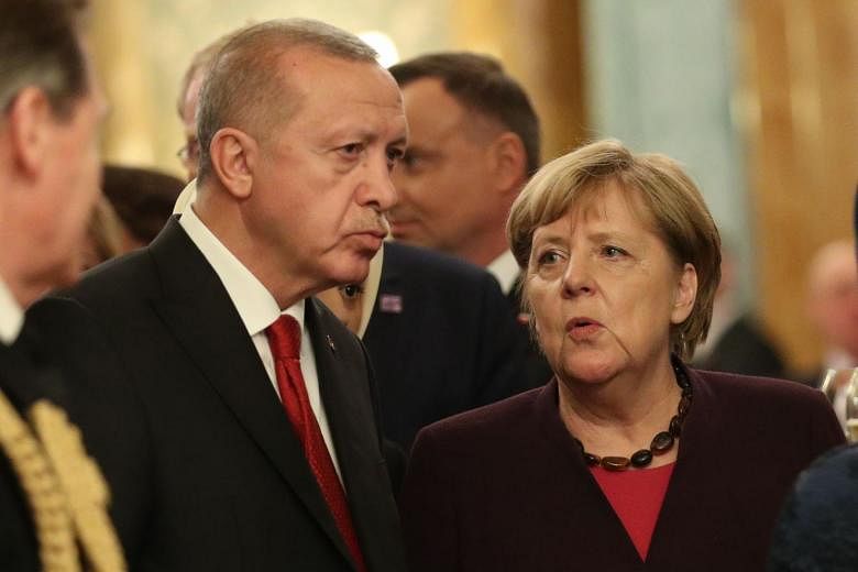 Merkel Jerman merencanakan perjalanan Turki untuk mempertahankan pakta migran, di tengah kekhawatiran gelombang pengungsi: Laporan