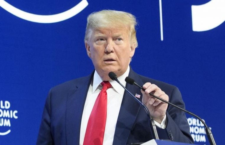 Senat menetapkan aturan untuk persidangan pemakzulan Trump di hari pertama maraton