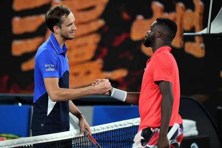 Tenis: Daniil Medvedev menundukkan Frances Tiafoe di Australia Terbuka