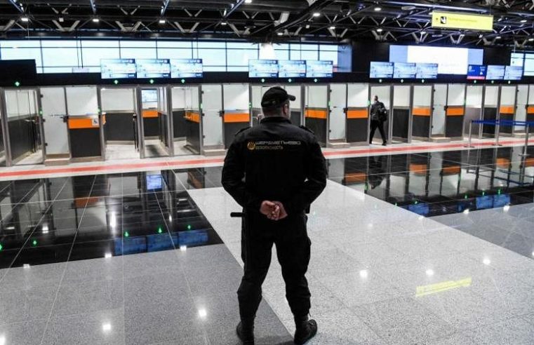 Rusia Tingkatkan Pemeriksaan Bandara Pelancong China karena Kekhawatiran Virus Wuhan