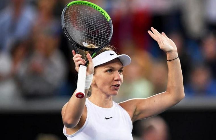 Tenis: Simona Halep berani jatuh, pergelangan tangan sakit untuk membuat kemenangan Australia Terbuka dimulai